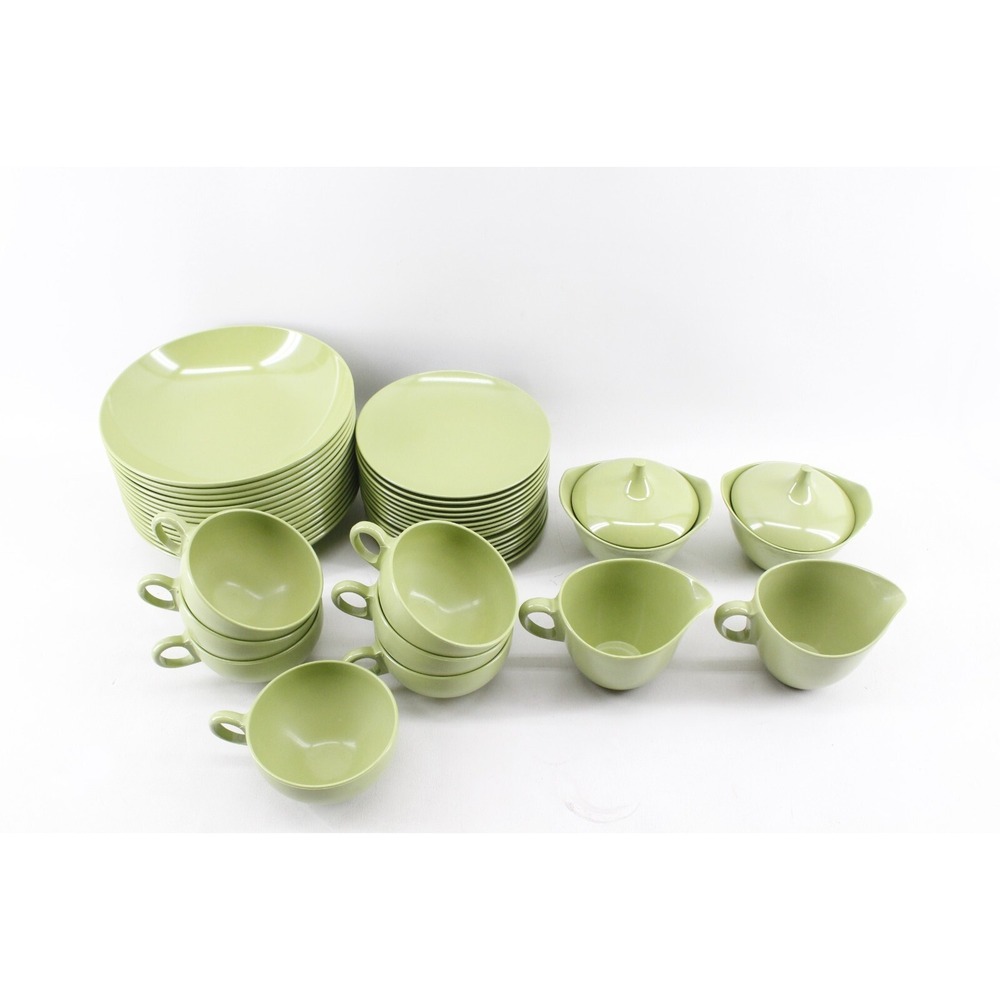 Vintage MCM Oneida Melamine 70s Avocado‎ Ivy Green Lot Of 42